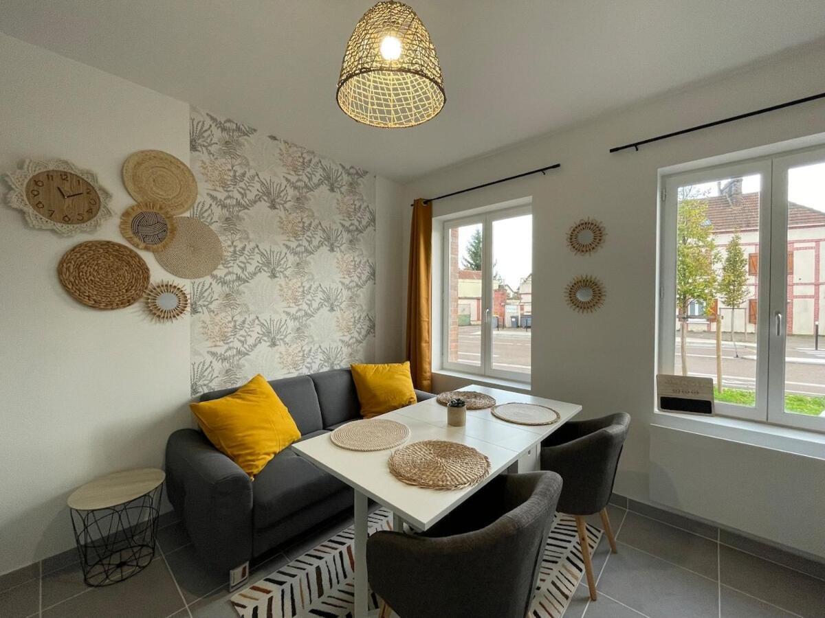 Le Familial Proche Gare Apartment Sens Ngoại thất bức ảnh